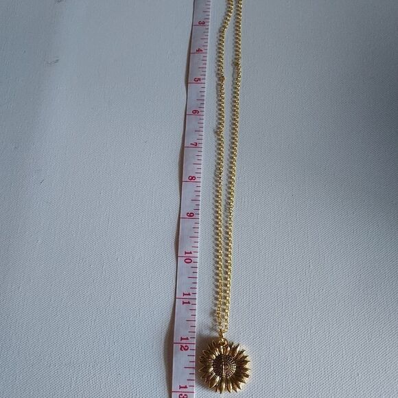 GOLD SUNFLOWER "YOU ARE MY SUNSHINE" OPEN LOCKET NECKLACE - Picture 7 of 7